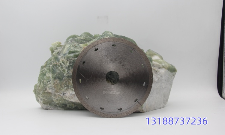 金刚石切槽刀片细节结构