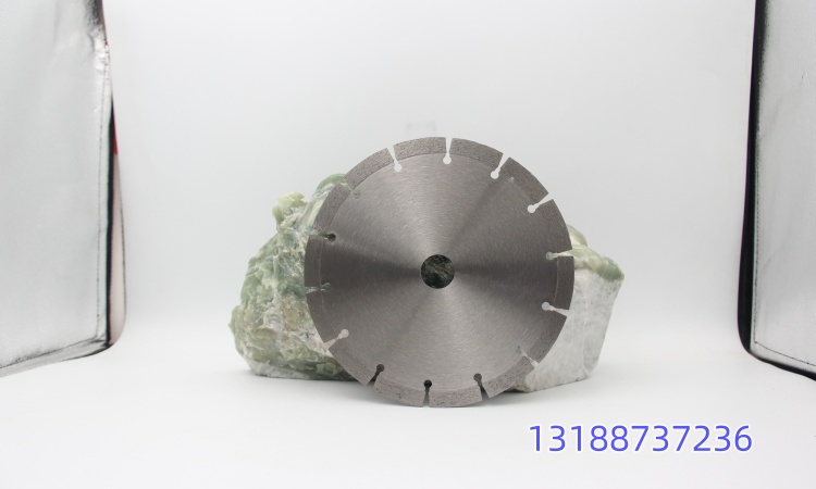 Industrial diamond cutting saw blade safety - Huada Jinke
